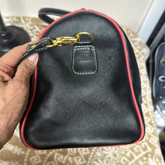 Claudia G Leather Satchel/ Crossbody Bag Made in Colombia Excellent Condition - Picture 8 of 14